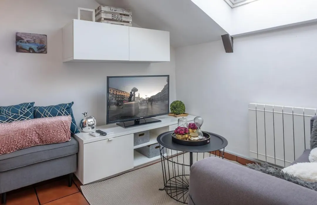 Central And Bright Temporal Penthouse Madrid Center Myr137C-1